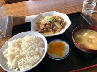 もつ煮定食 食堂カーちゃん 埼玉県久喜市 めしもくい〼